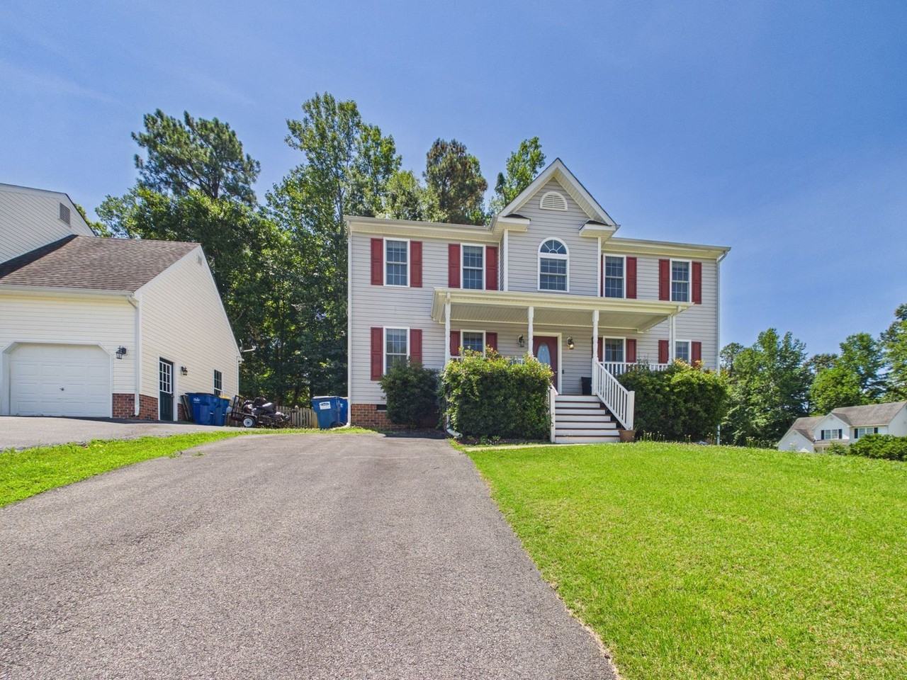 12625 Summerhouse Ln - Photo 2 of 29