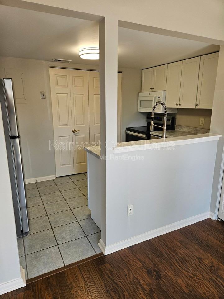 51 Winchester Pl #C - Photo 3 of 12