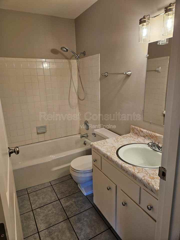 51 Winchester Pl #C - Photo 4 of 12