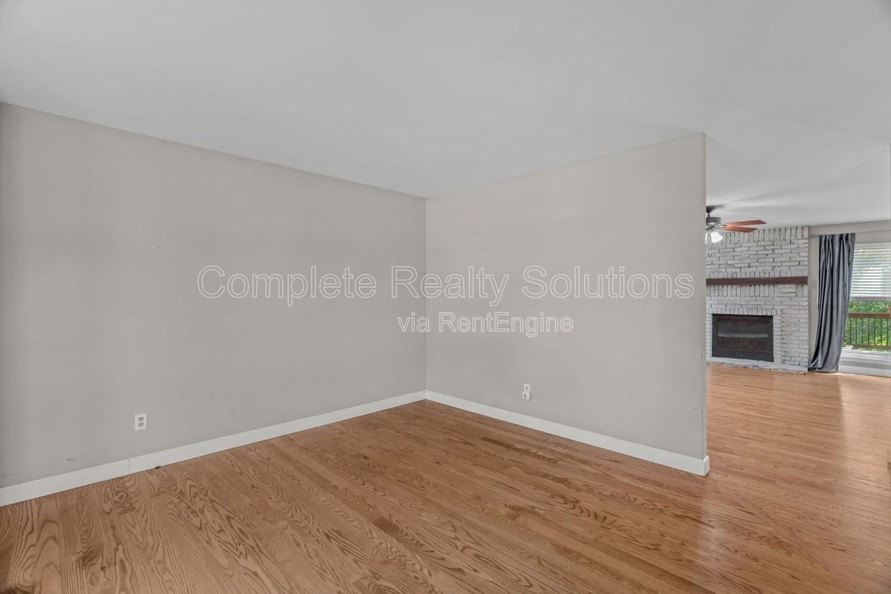 16610 Green Needle Ct - Photo 7 of 50