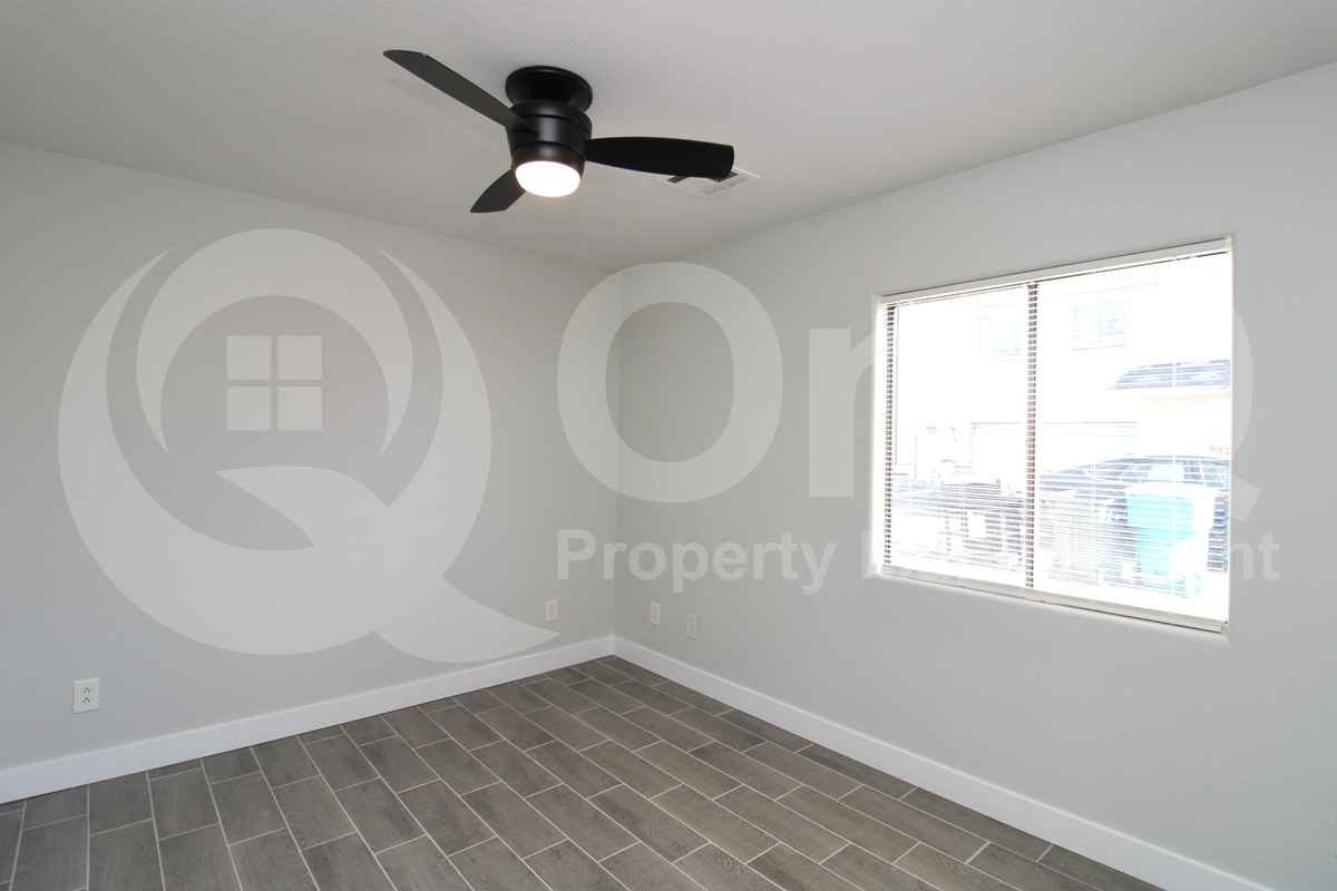 2153 W Morten Ave #2 - Photo 5 of 15