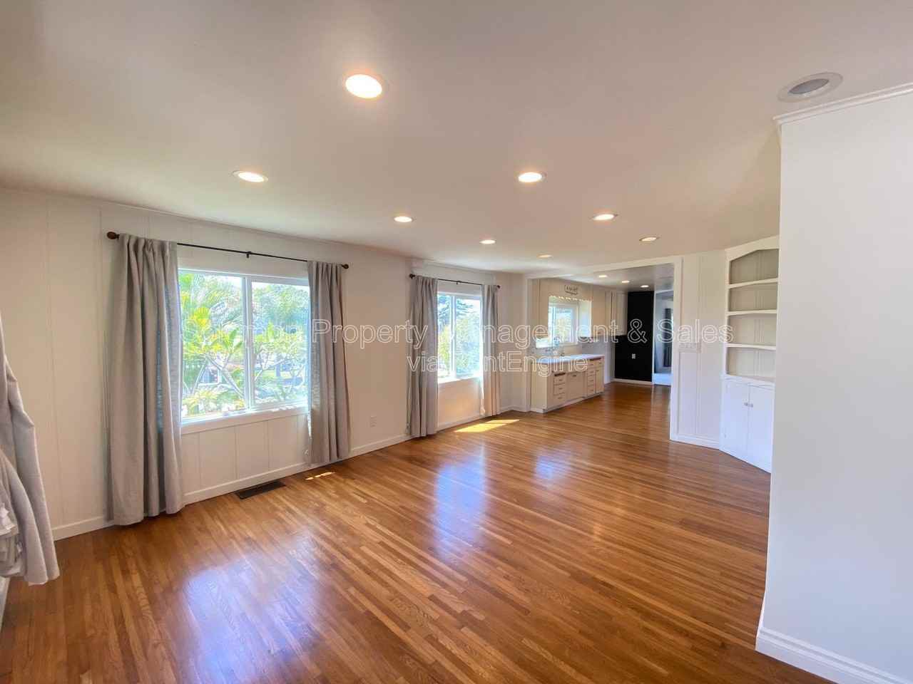 339 Crouch St - Photo 2 of 23