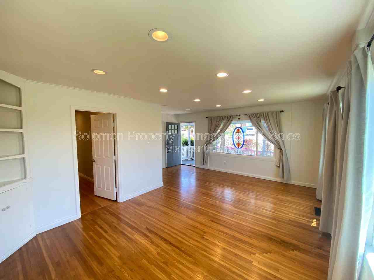 339 Crouch St - Photo 4 of 23