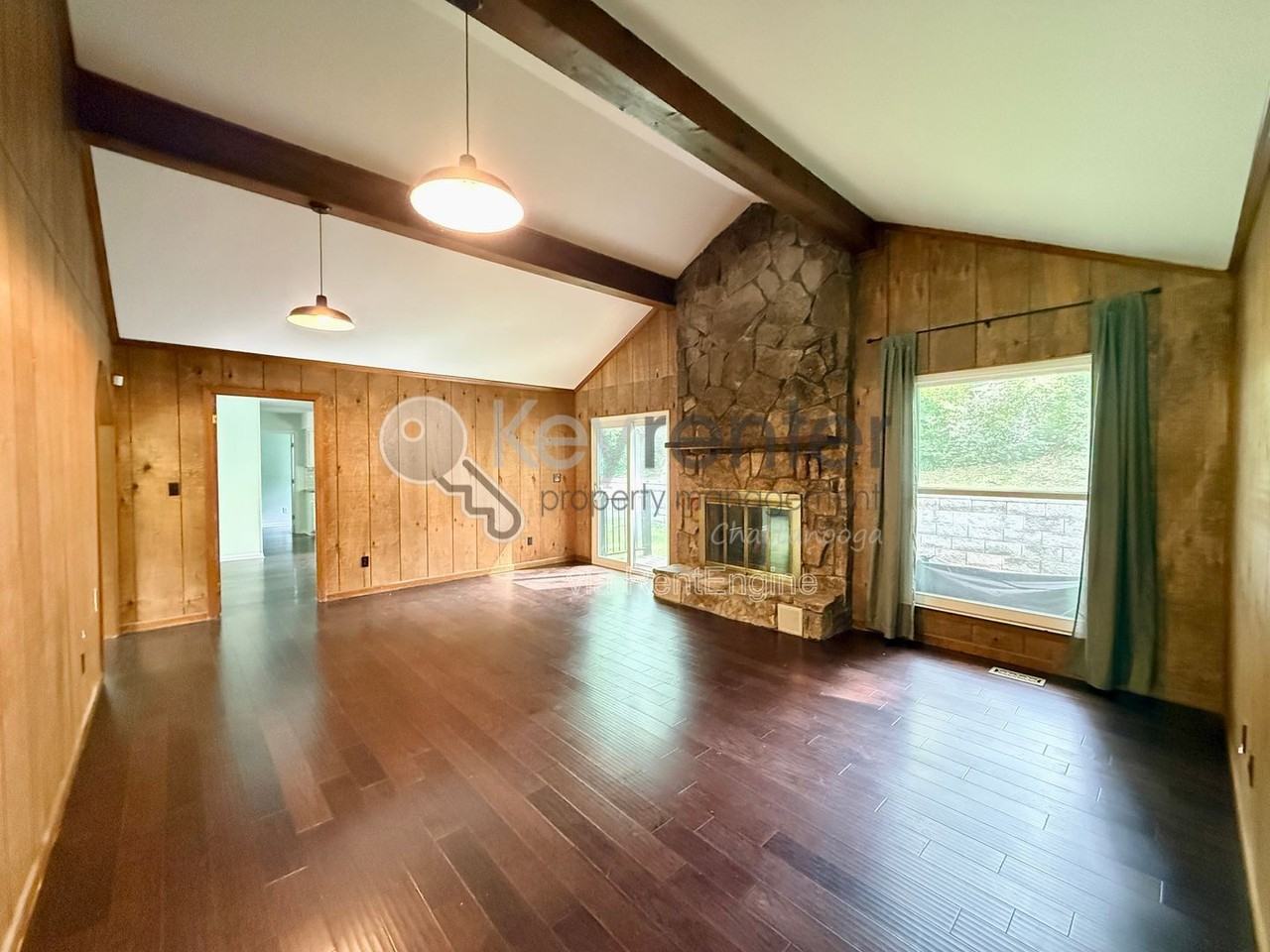 4910 Bal Harbor Dr - Photo 2 of 27