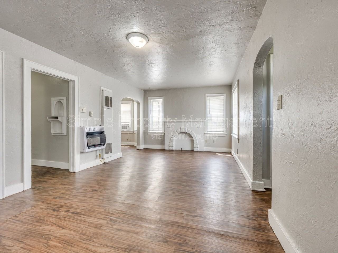 1524 Sw Binkley St - Photo 3 of 14