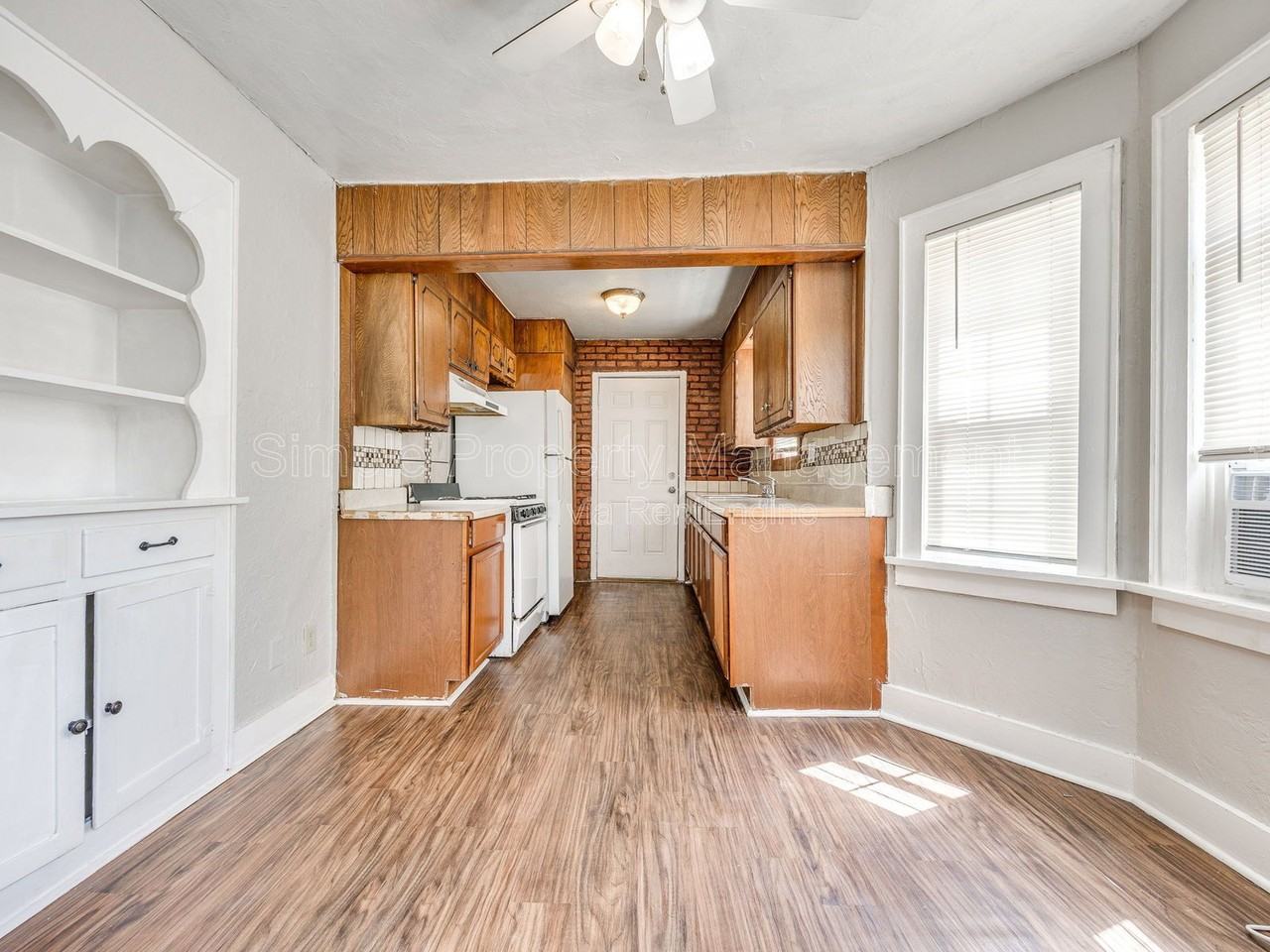 1524 Sw Binkley St - Photo 5 of 14