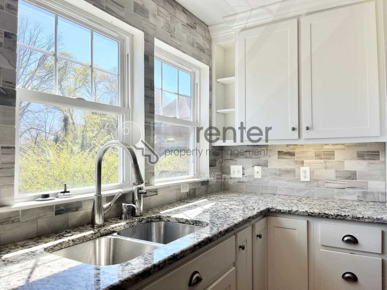 1216 Hanover St - Photo 3 of 26
