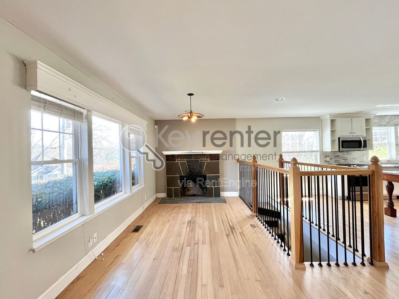 1216 Hanover St - Photo 5 of 26