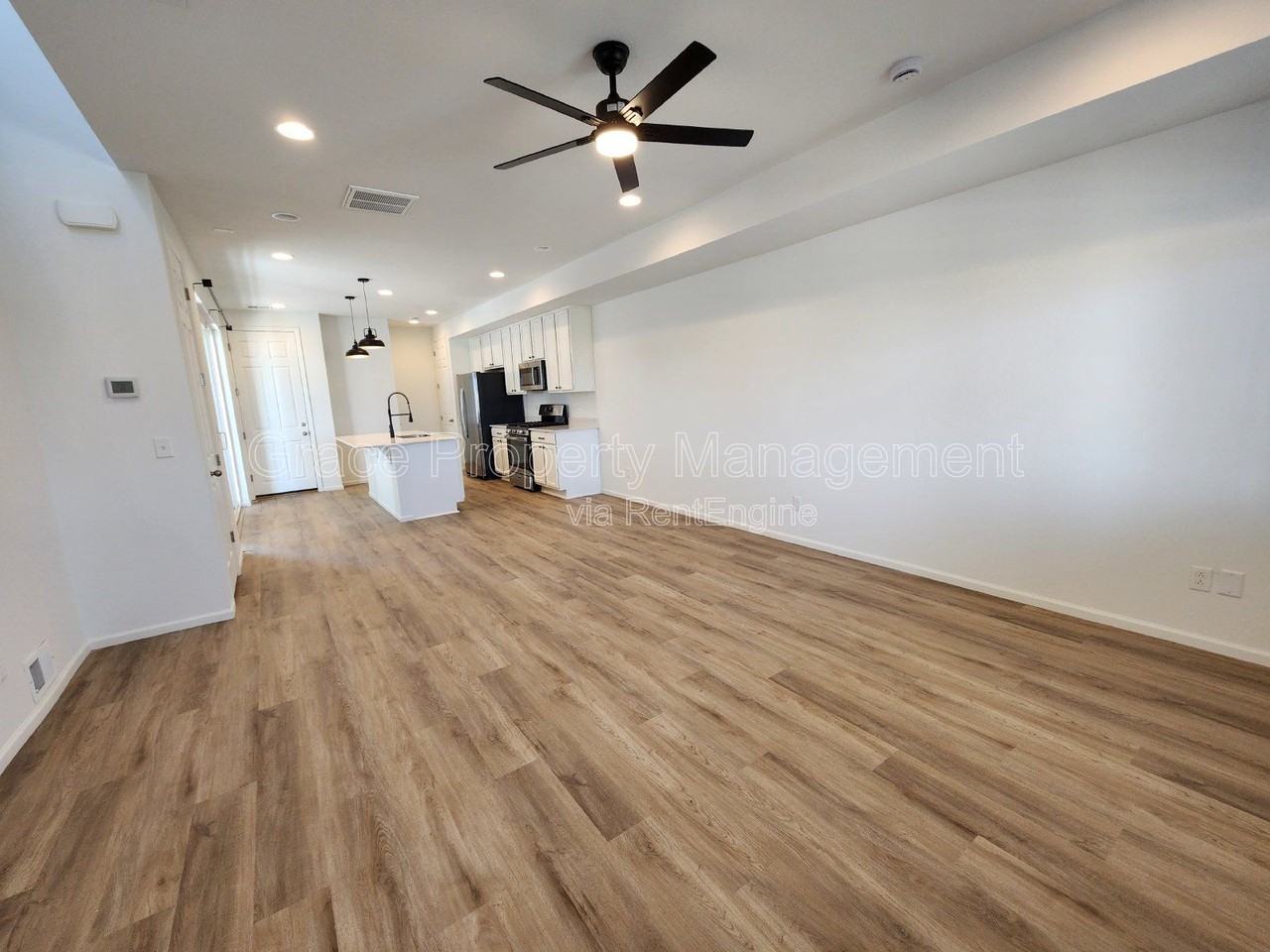 6157 Two Leaf Dr - Photo 4 of 24