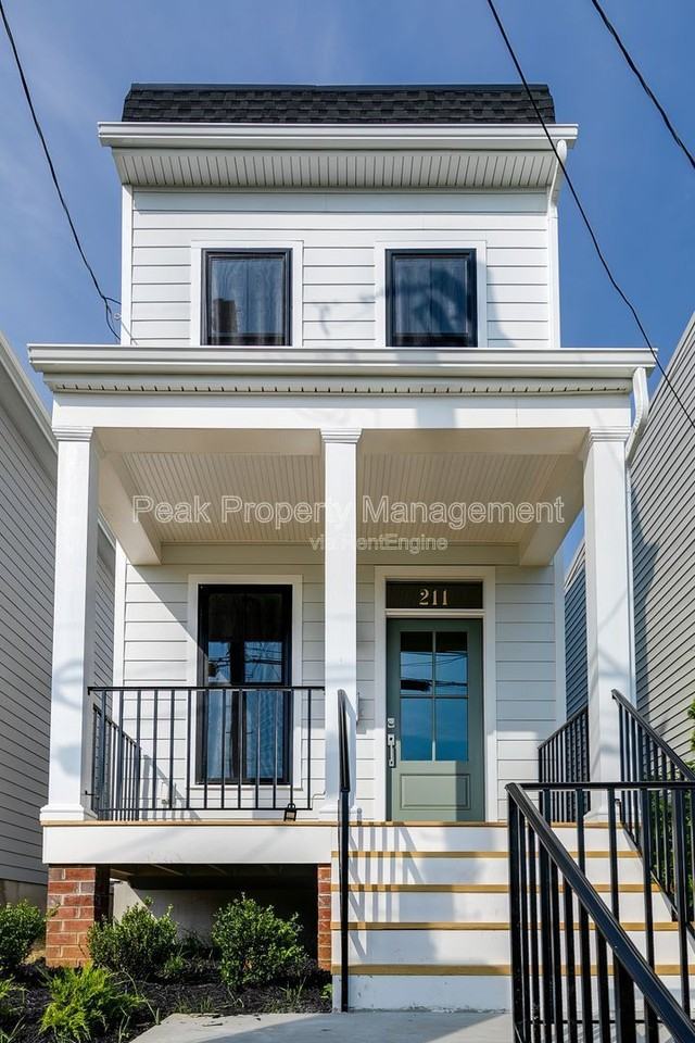 211 E 15th St - Photo 6 of 38