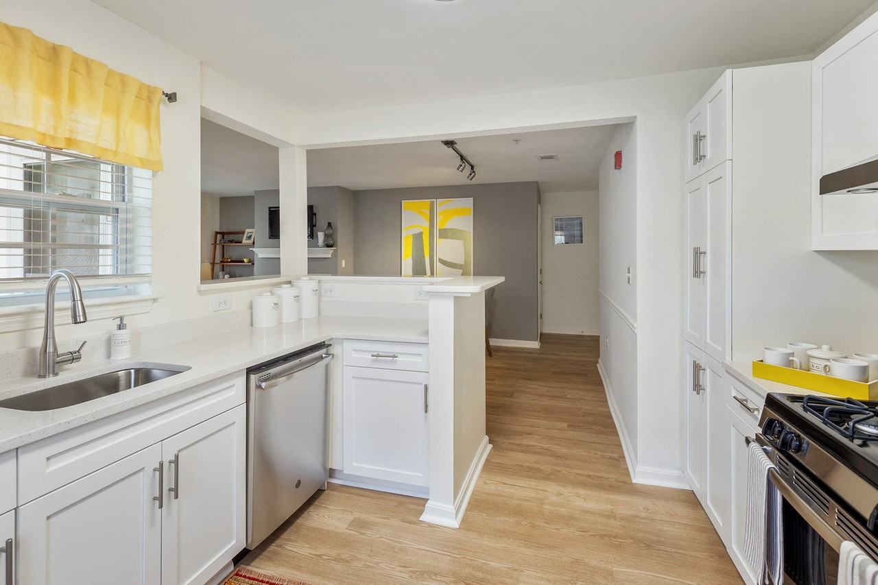 Orchards Apartments - Photo 5 of 44