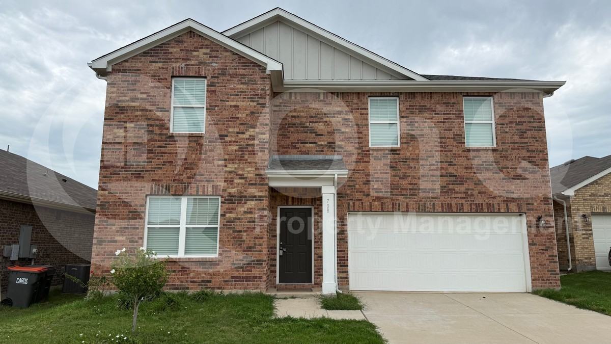708 Bois D Arc Ln - Photo 2 of 25