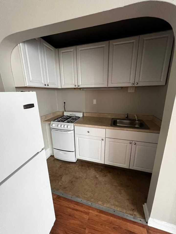 571 E Rich St #5 - Photo 5 of 7