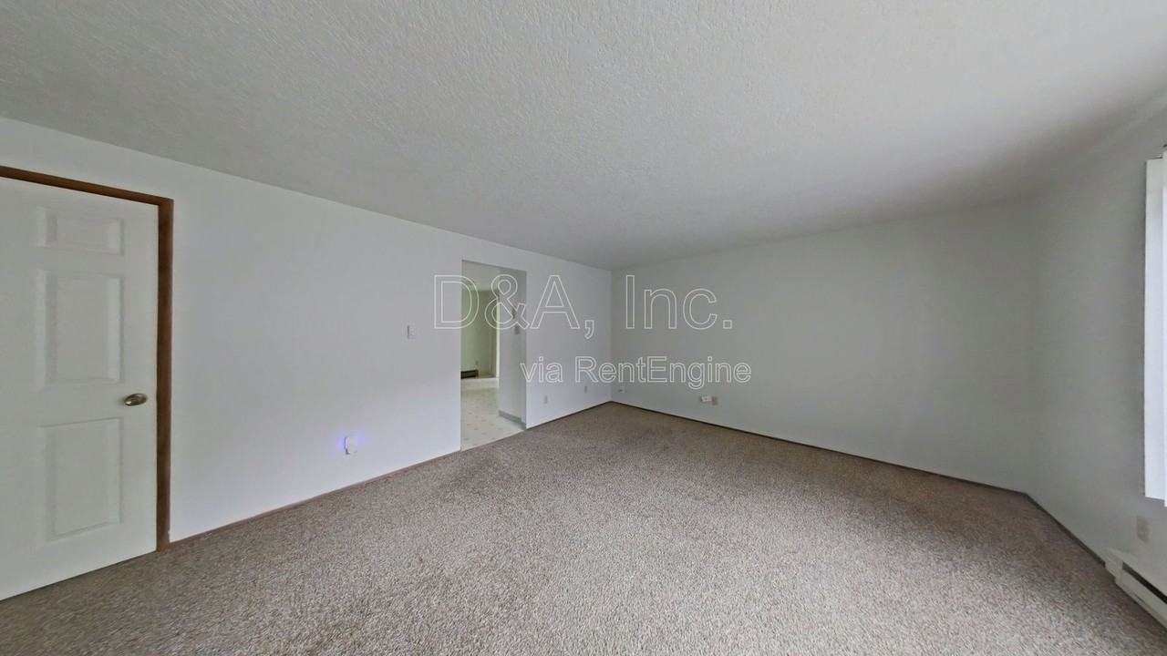 1692 Del Rio Ave Se - Photo 4 of 19