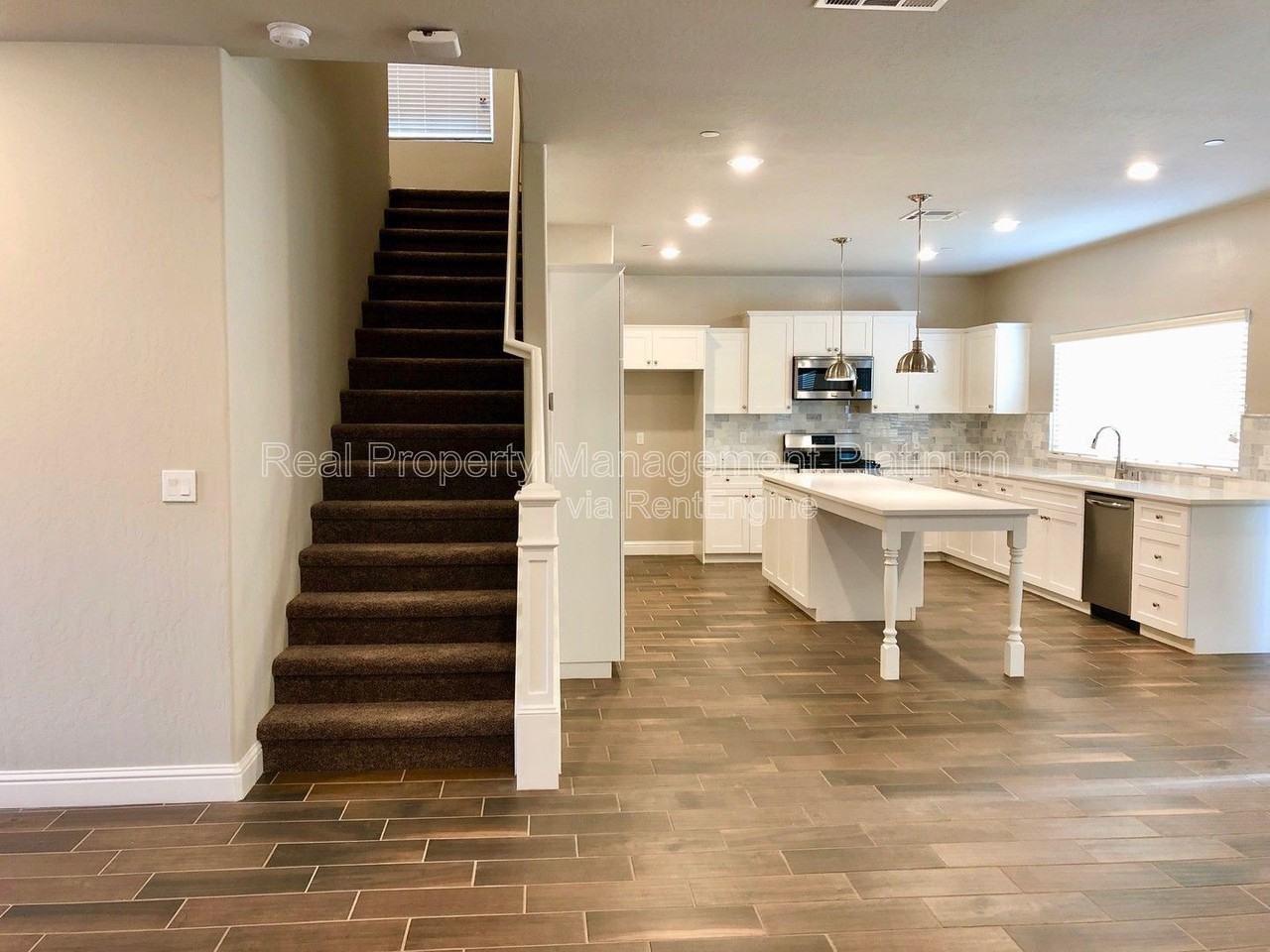 4150 Duncan Ave - Photo 6 of 30