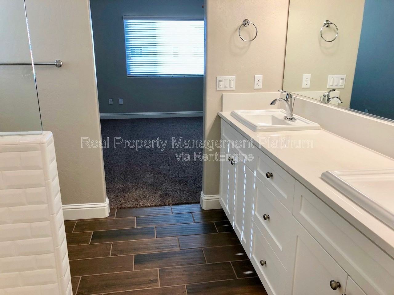 4150 Duncan Ave - Photo 7 of 30