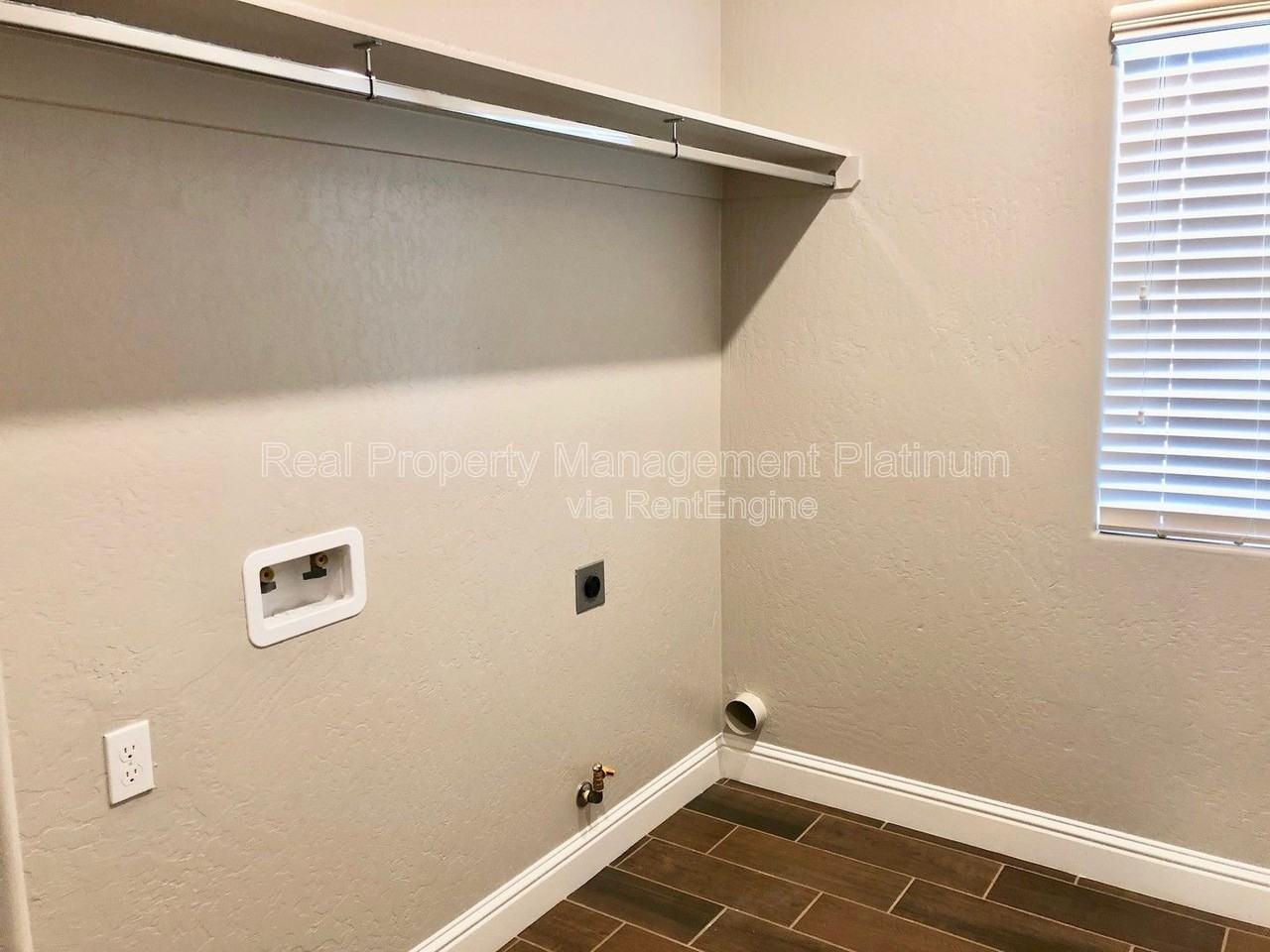 4150 Duncan Ave - Photo 6 of 30