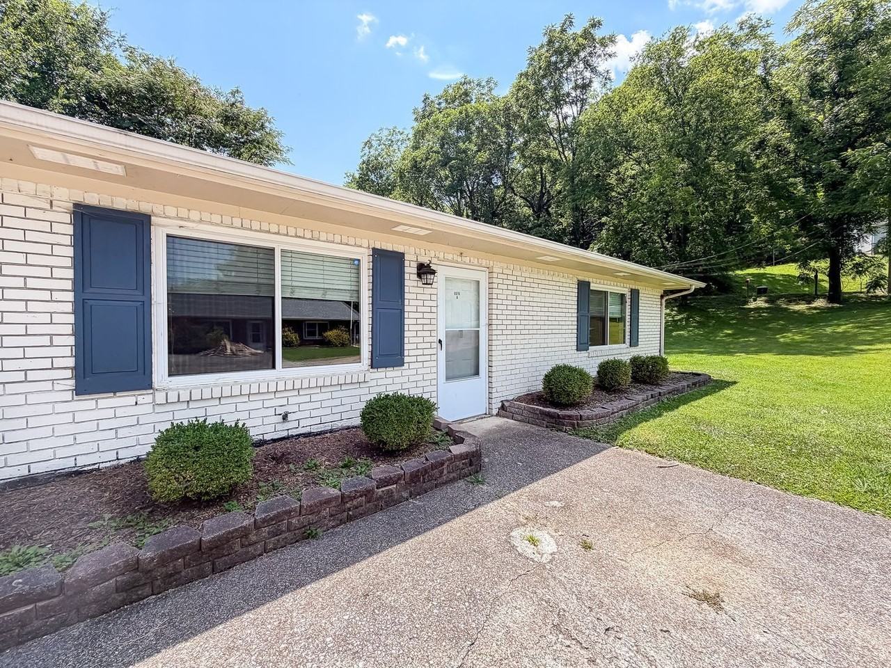6076 Old Dayton Pike #A - Photo 4 of 17