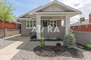 featured image of 724 E Wilson Ave