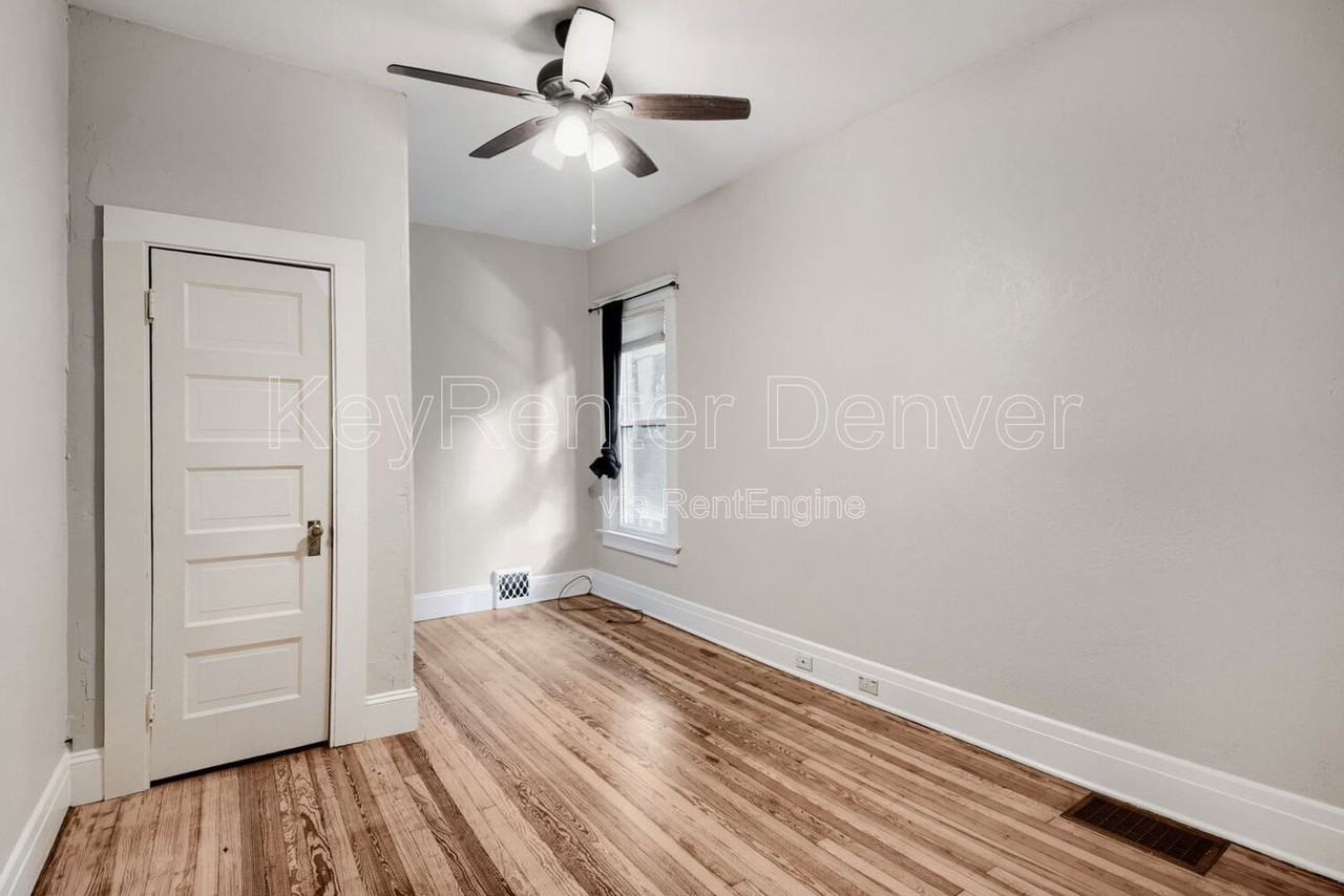4433 Zuni St - Photo 5 of 12