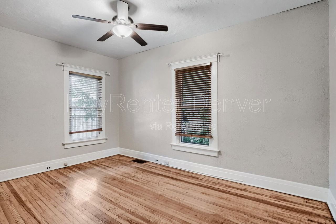 4433 Zuni St - Photo 6 of 12