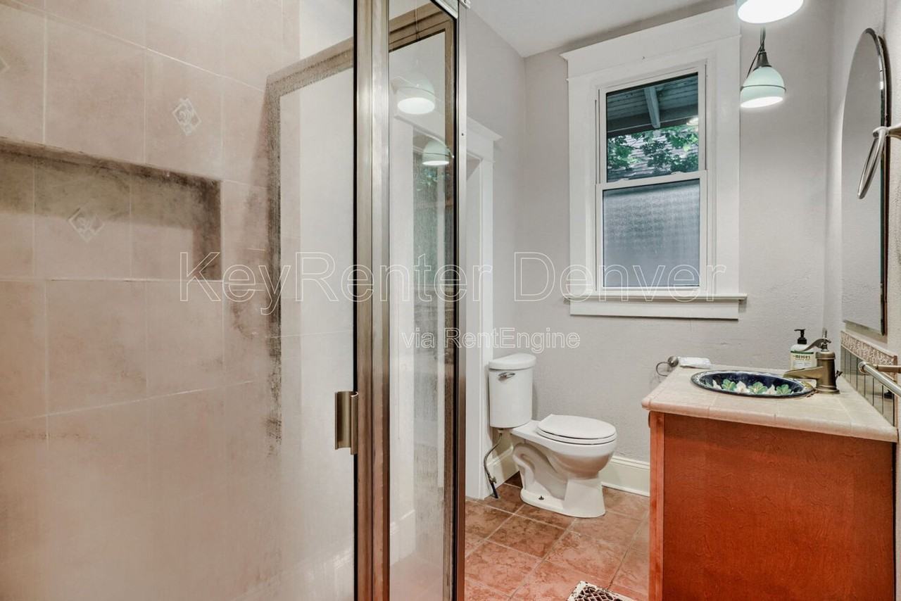4433 Zuni St - Photo 7 of 12