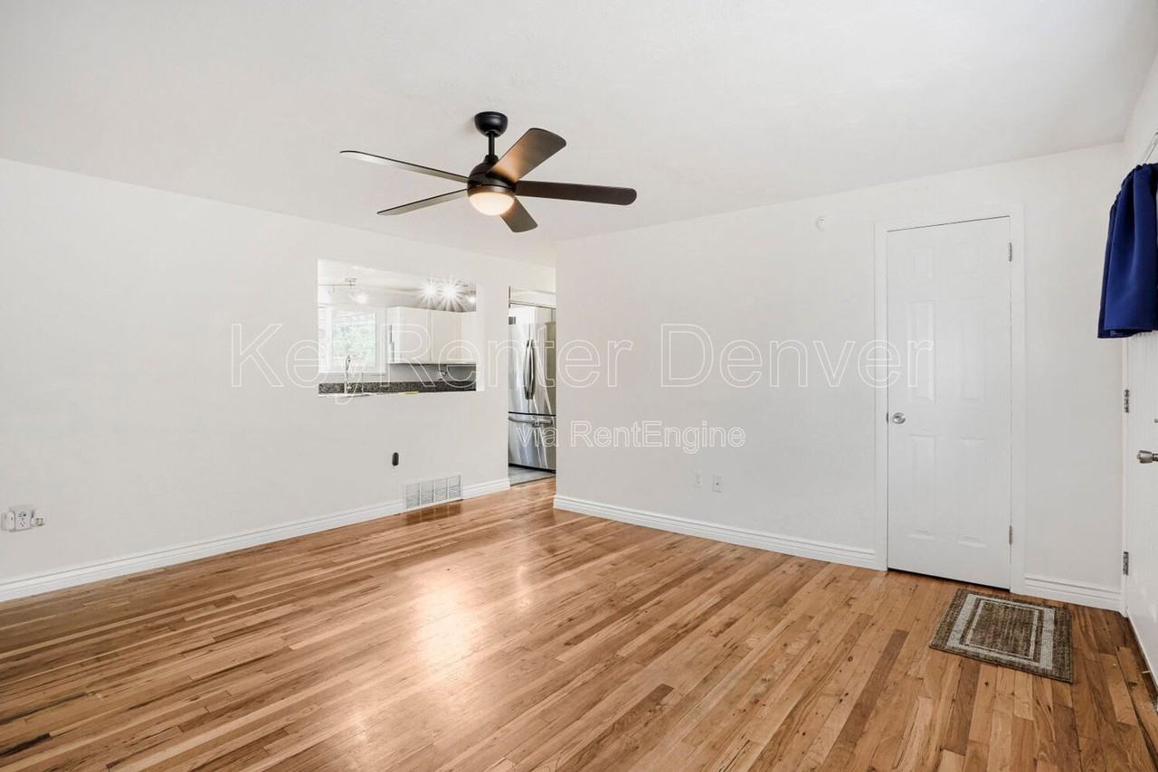 330 Depew St - Photo 5 of 15