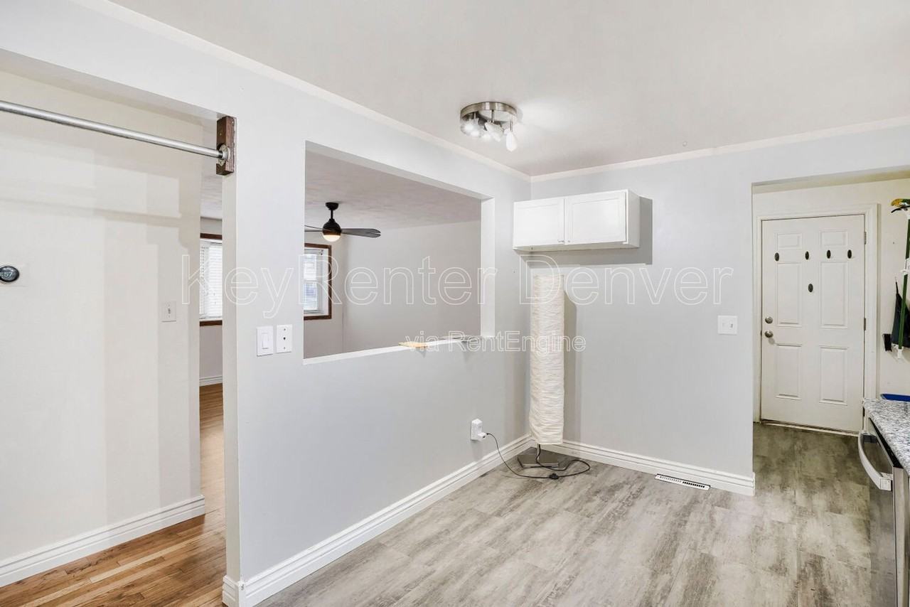 330 Depew St - Photo 6 of 15