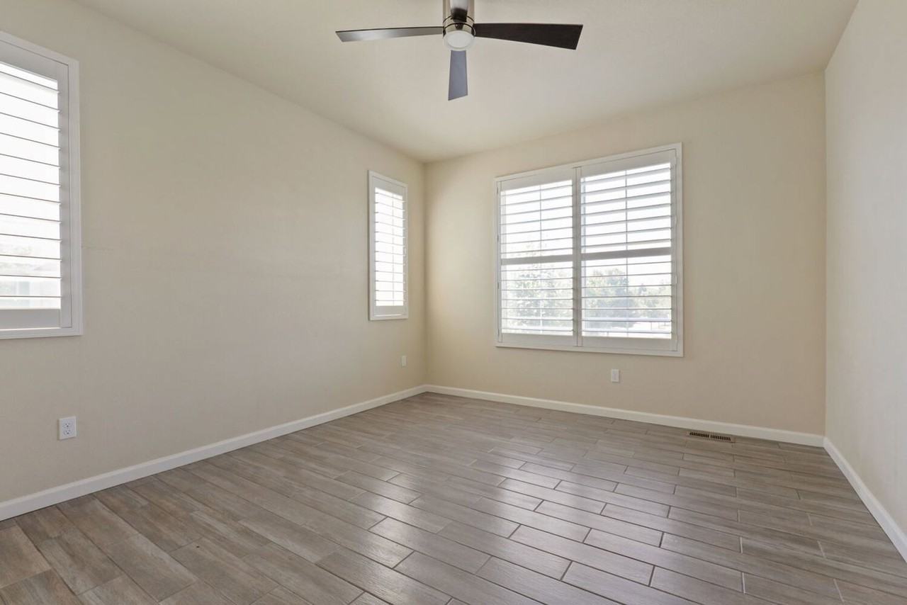8085 E 21st Ave - Photo 6 of 11