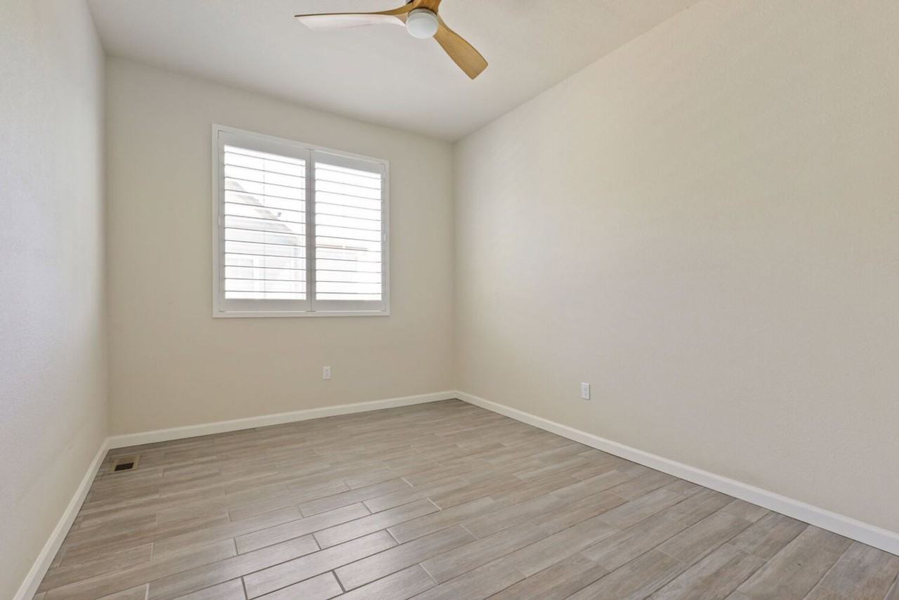 8085 E 21st Ave - Photo 7 of 11
