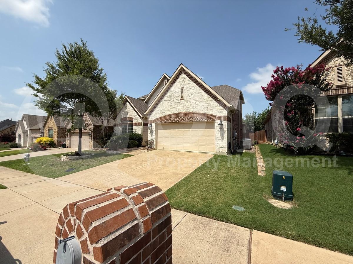 2707 Point Vista Dr - Photo 3 of 47