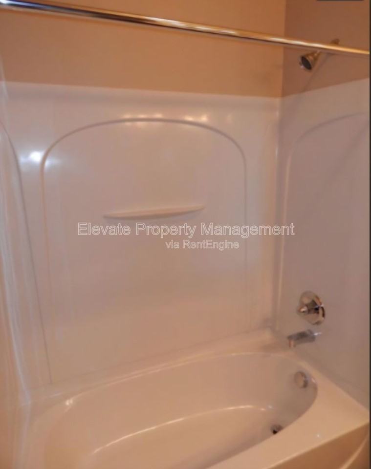 2200 Kintyre Rd - Photo 4 of 14