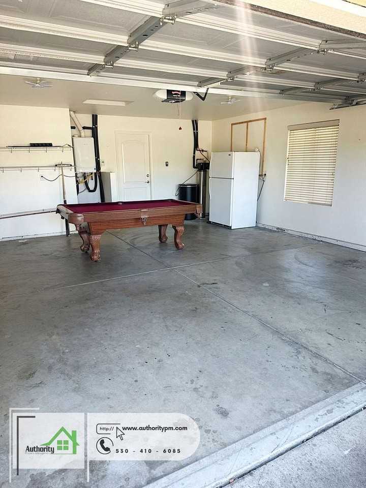 2709 Citrine Ave - Photo 3 of 22