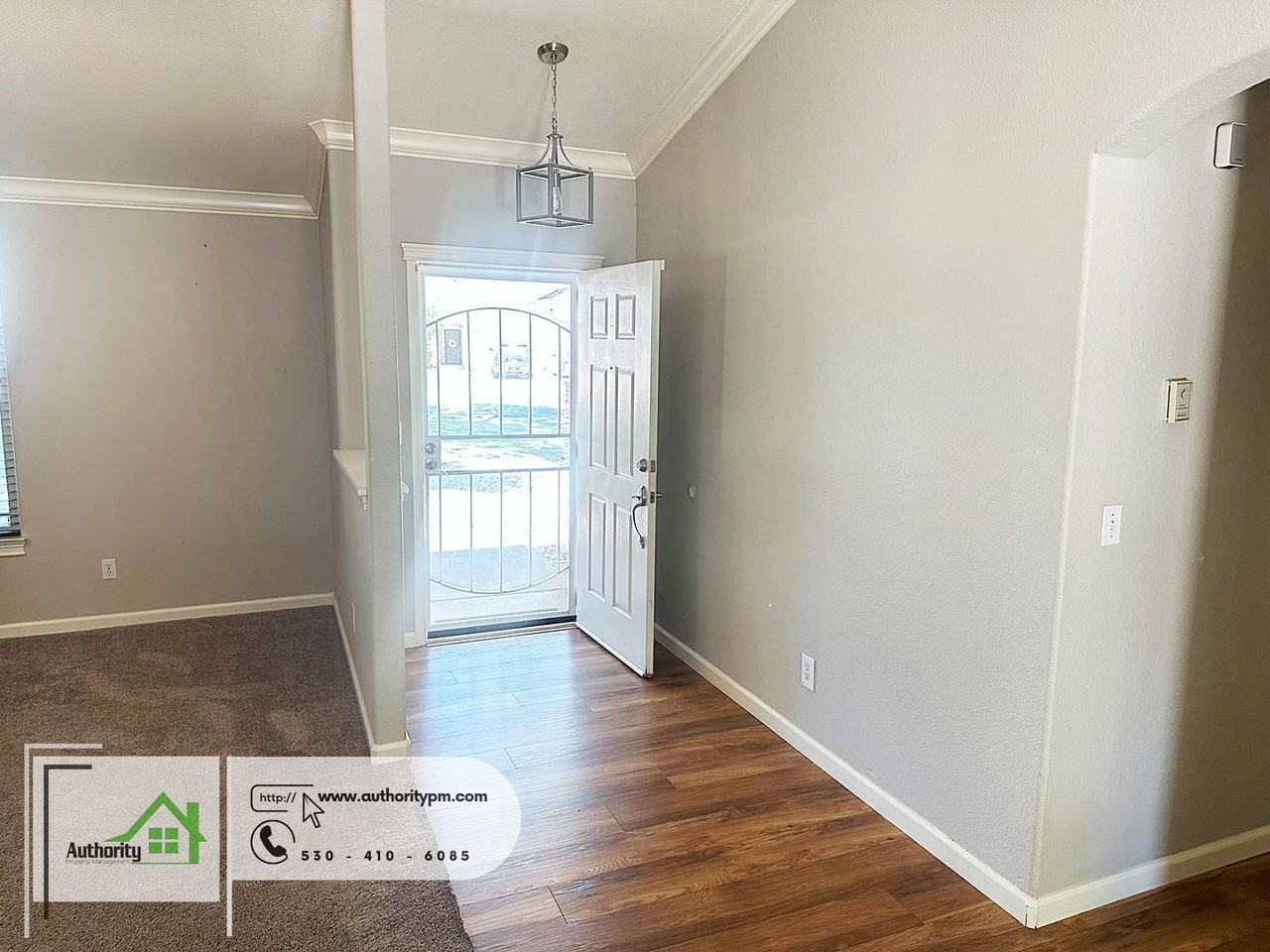 2709 Citrine Ave - Photo 4 of 22