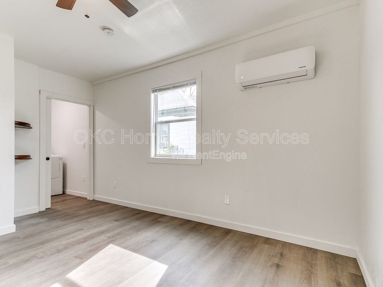 1812 W Noble Ave - Photo 3 of 50