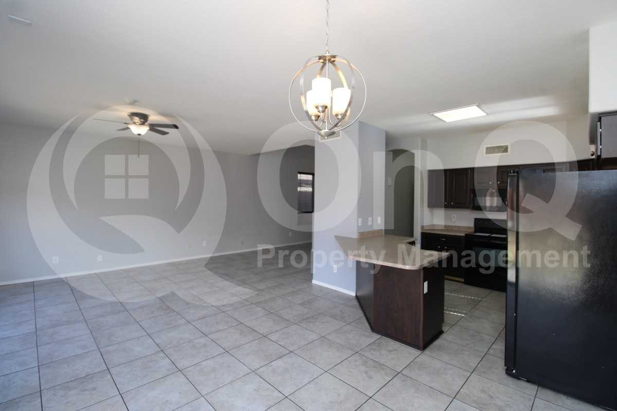 4520 E Glenhaven Dr - Photo 5 of 23