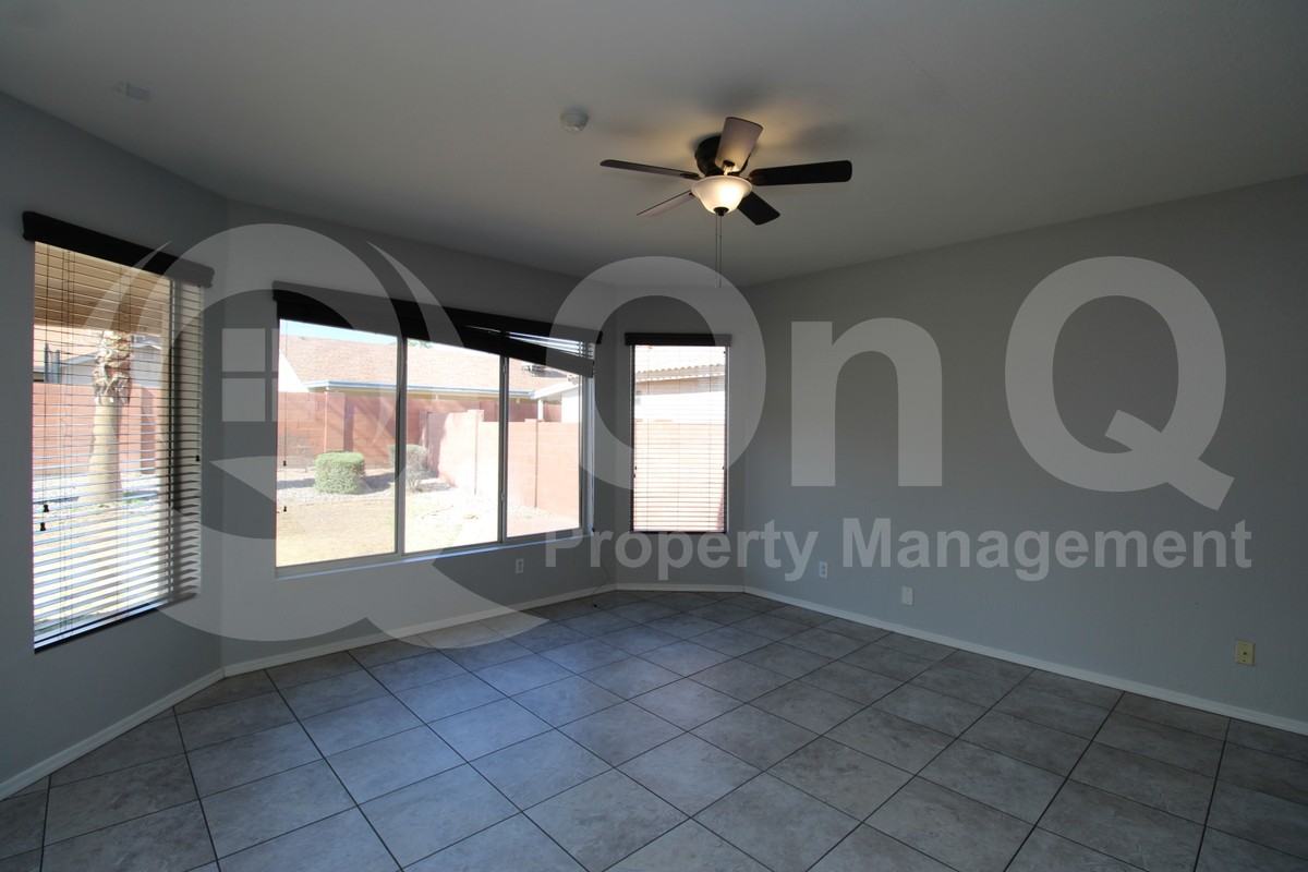 4520 E Glenhaven Dr - Photo 7 of 23