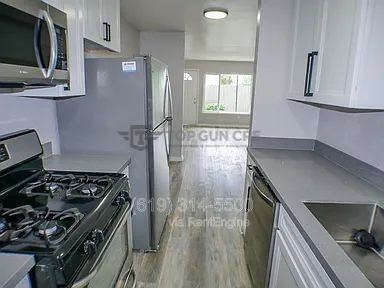 328 Milbrae St #3 - Photo 7 of 17