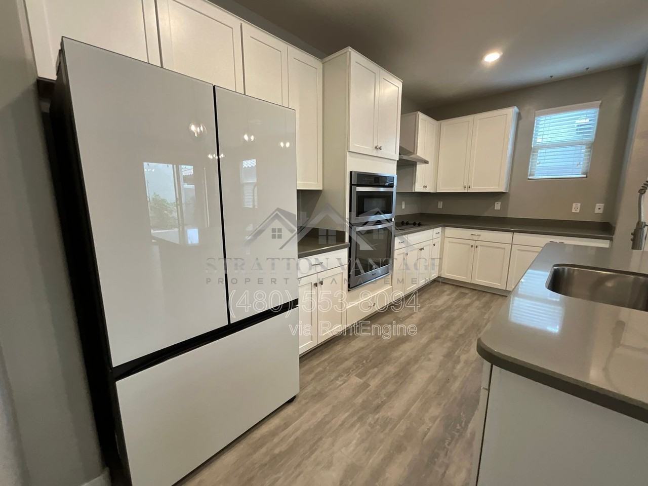 11689 N 166th Dr - Photo 3 of 50