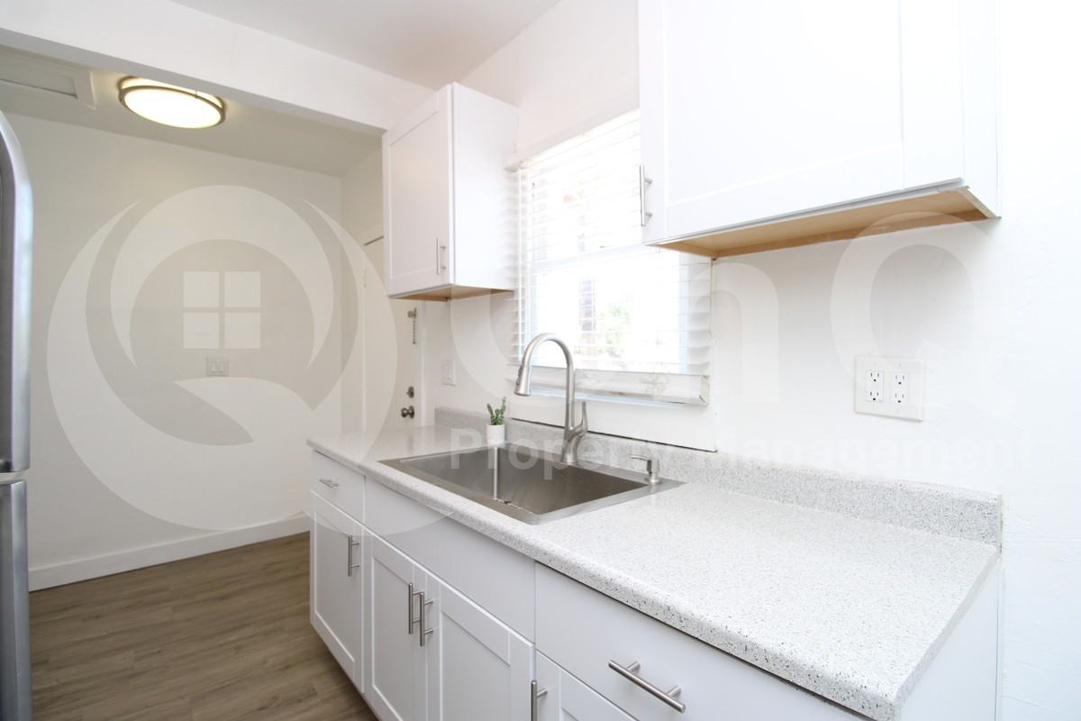 148 N 10th Ave - Photo 5 of 16