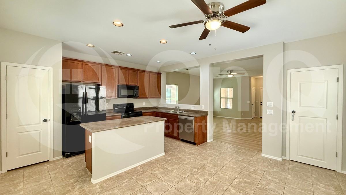 17085 N 184th Ln - Photo 3 of 24