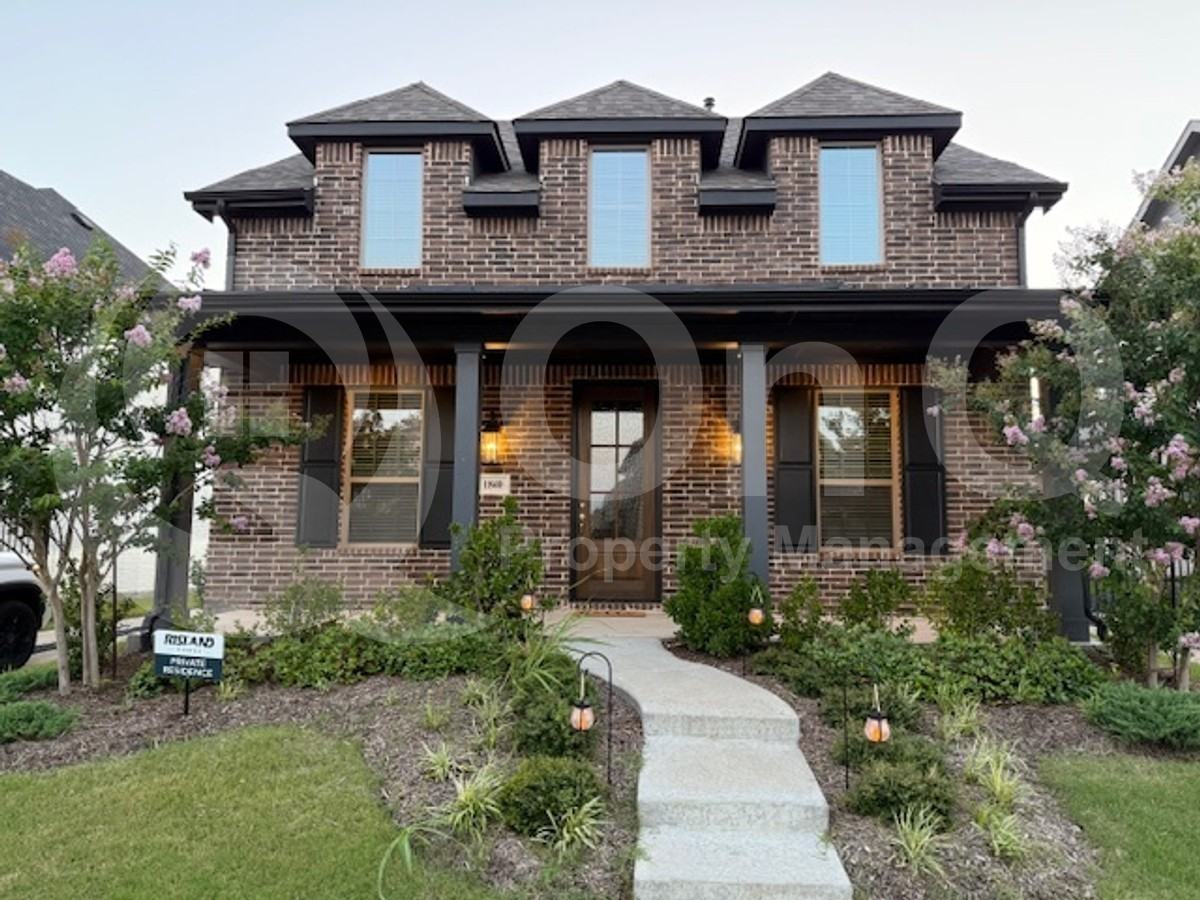 1840 Rosedale Ave - Photo 2 of 32