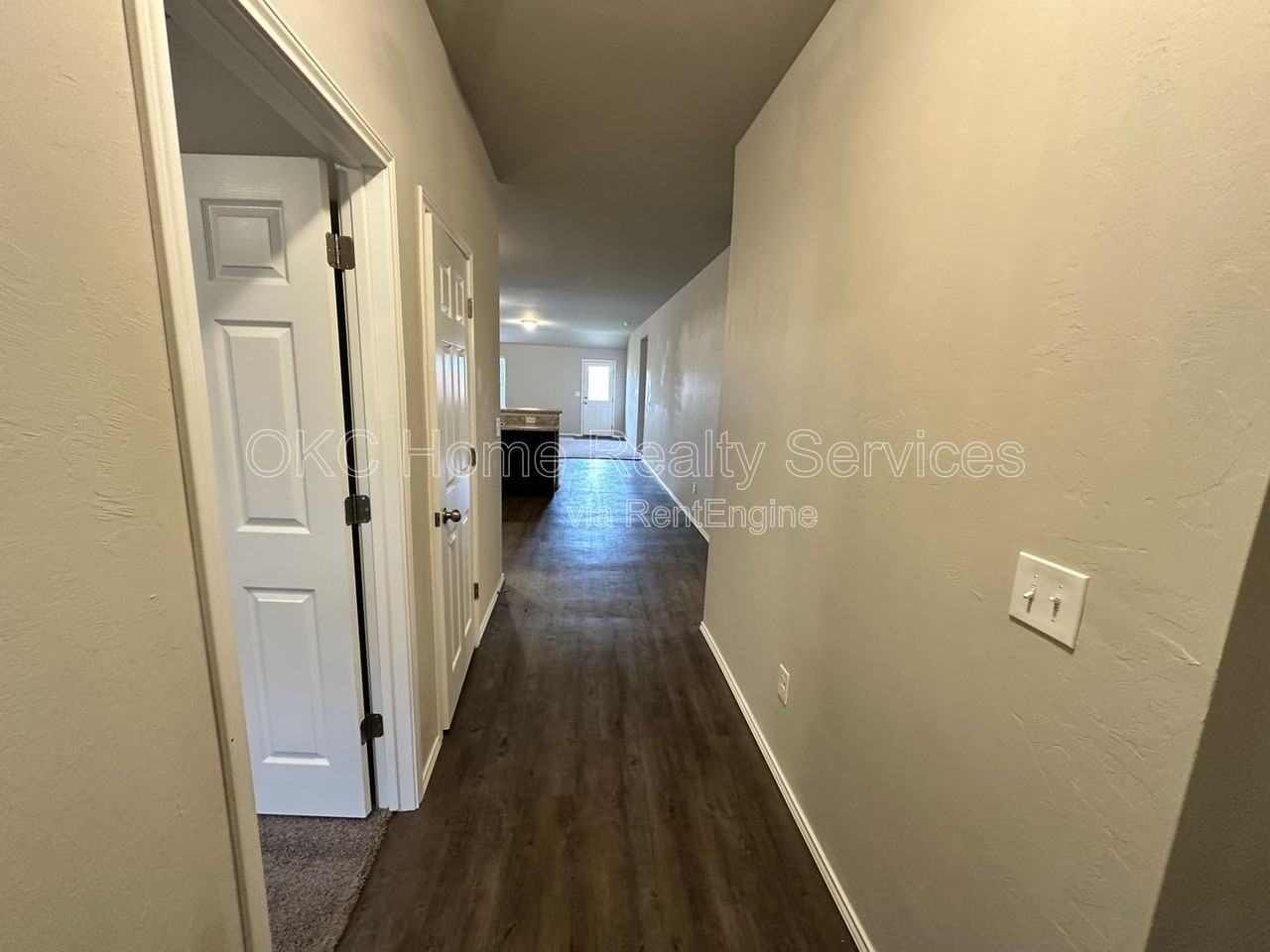 9913 Rattlesnake Ln - Photo 2 of 27