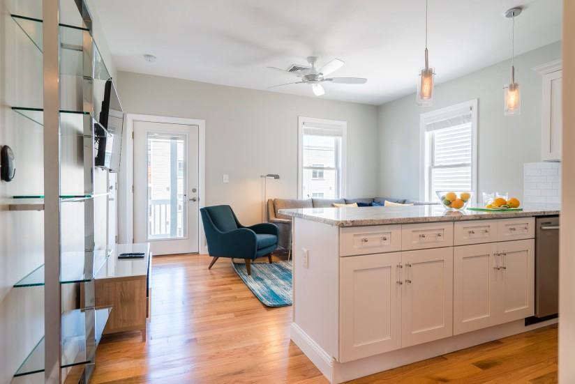 1 Bed / 1 Bath Apartment in South Boston - Photo 3 of 25