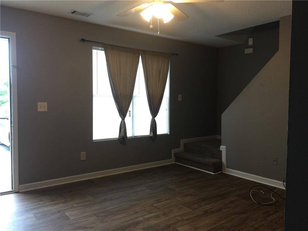 201 Iron Belt Ct - Photo 3 of 12