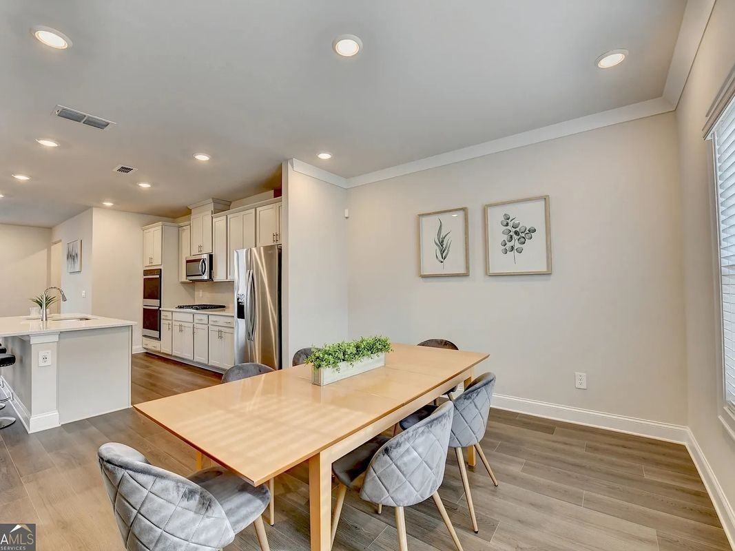 2756 Devon Vale St - Photo 3 of 12