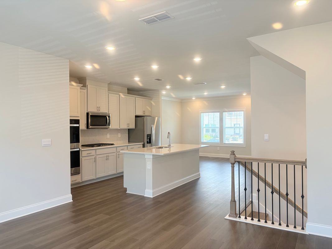 2756 Devon Vale St - Photo 6 of 12