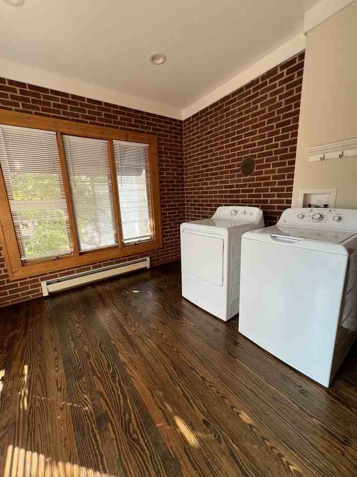 2313 2311/2 Avenham Ave Sw #2313 - Photo 6 of 11