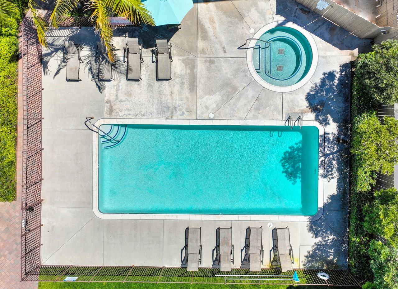 Elan Park Place Carlsbad - Photo 6 of 23