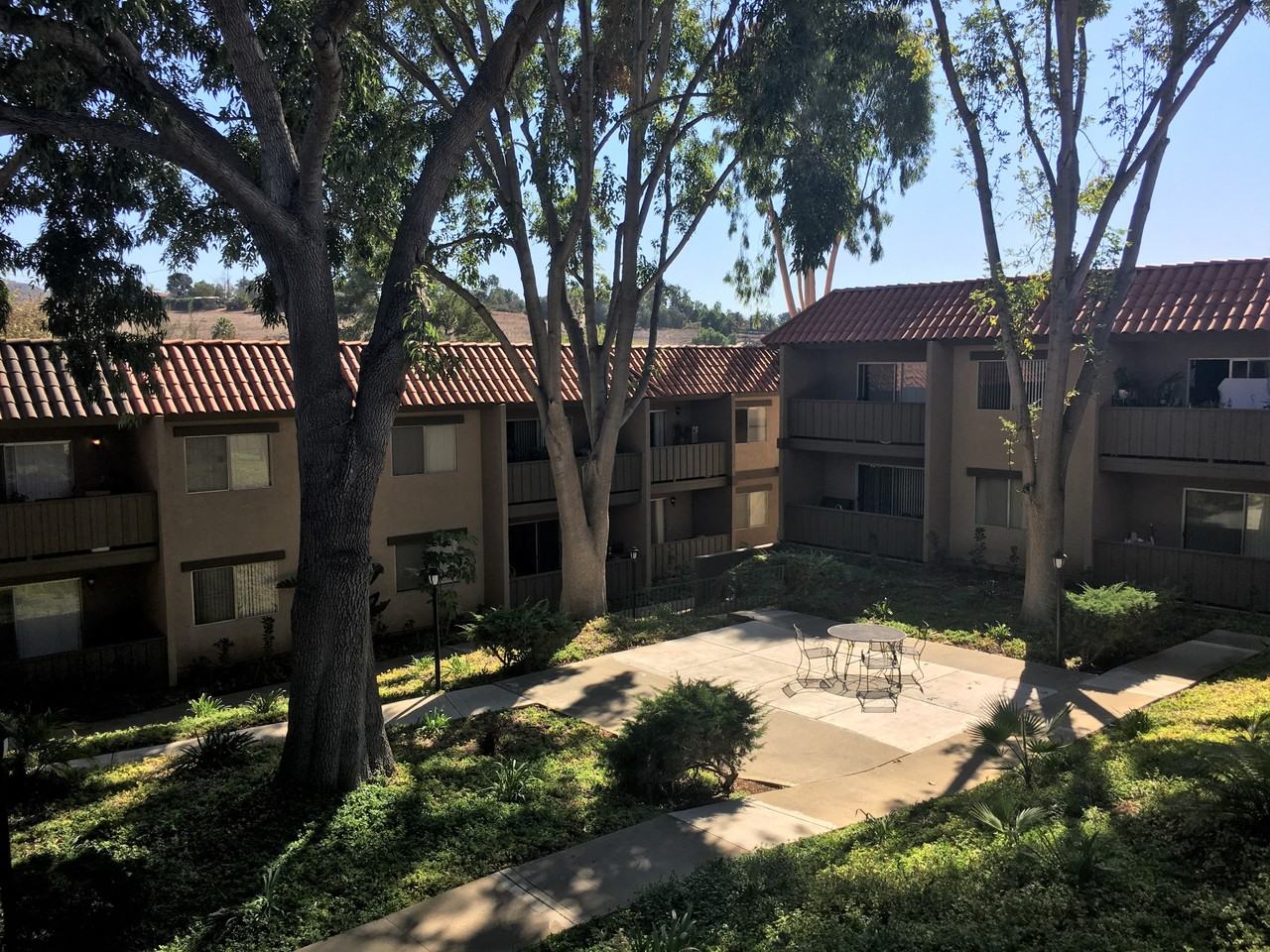 Elan Pointe Vista - Photo 3 of 10